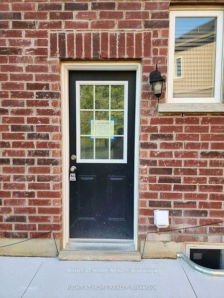 8, Brixham, Fletcher's Meadow, Brampton