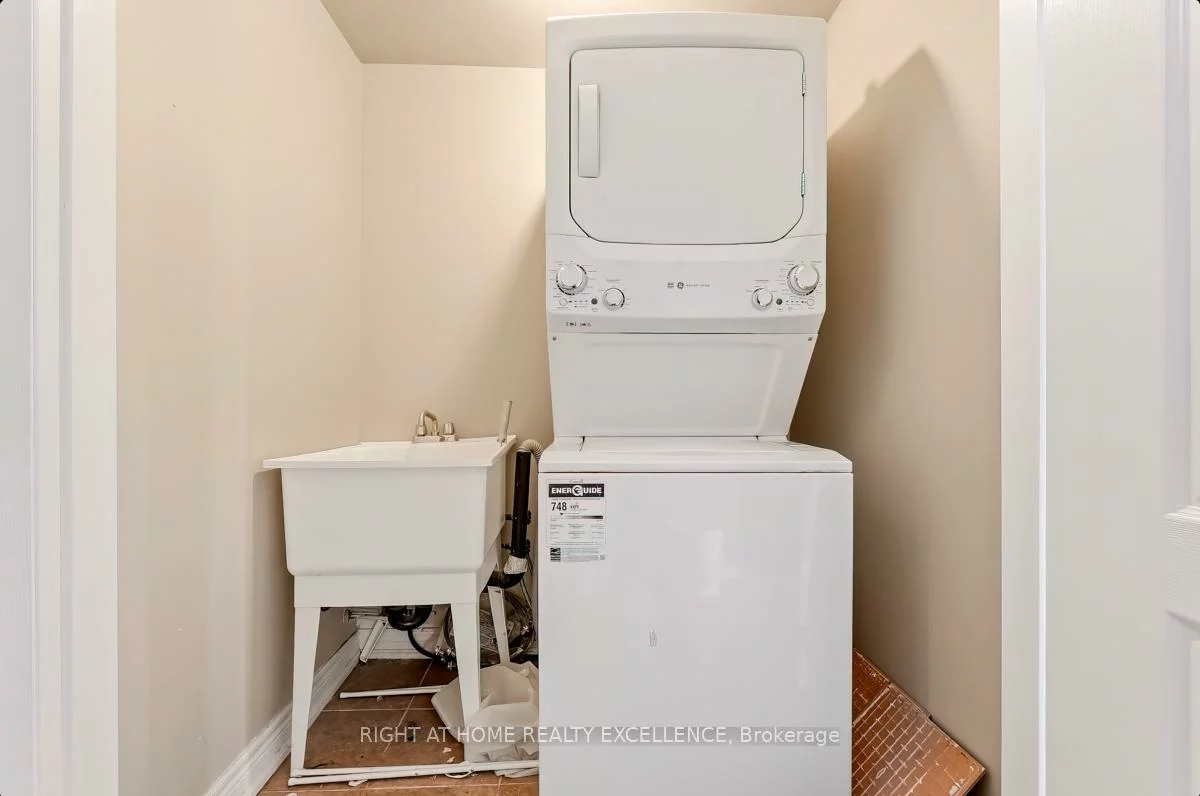 33, October, Bram West, Brampton