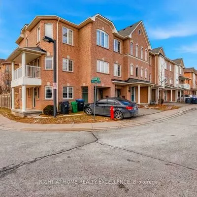 33, October, Bram West, Brampton