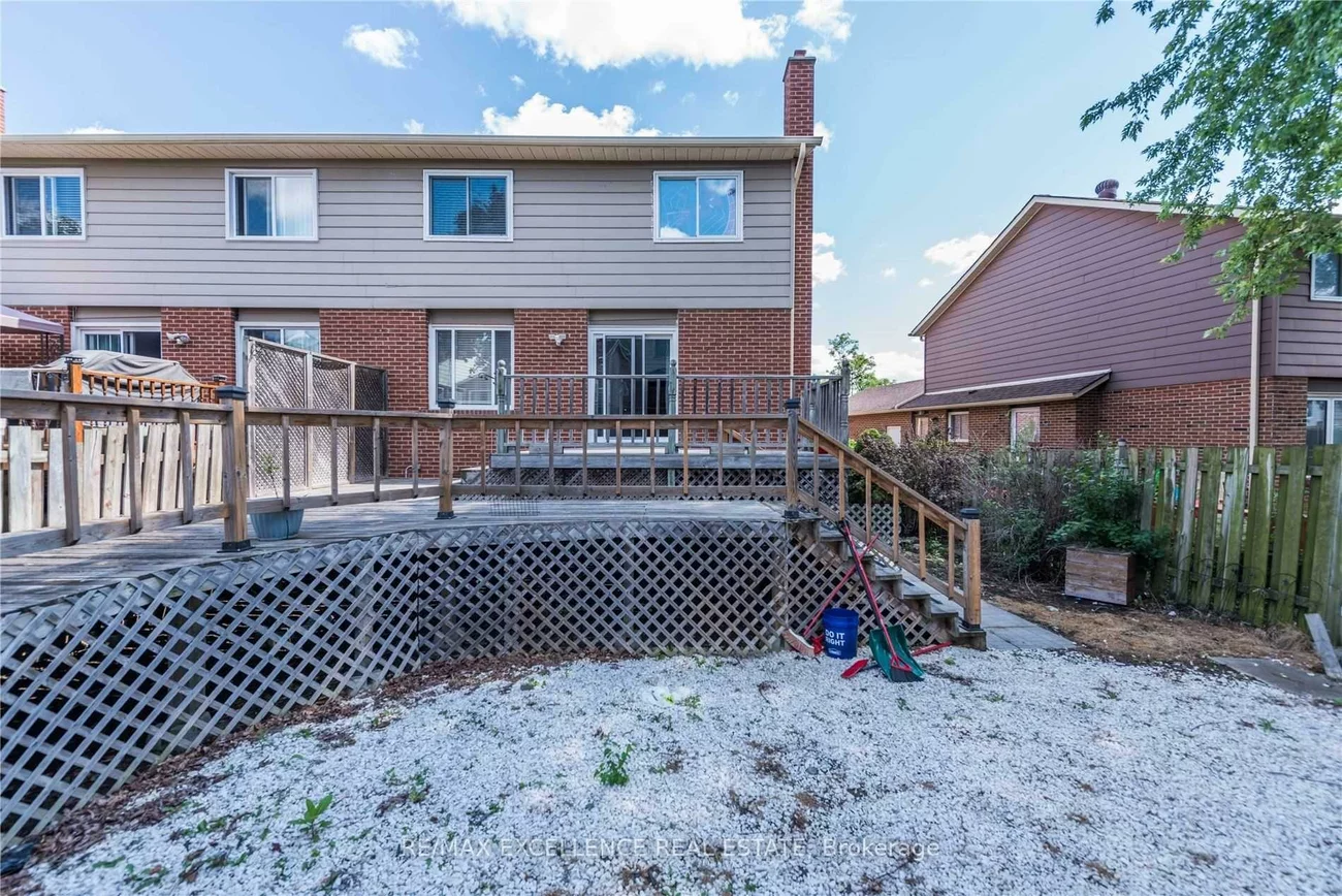 113, Weybridge, Madoc, Brampton