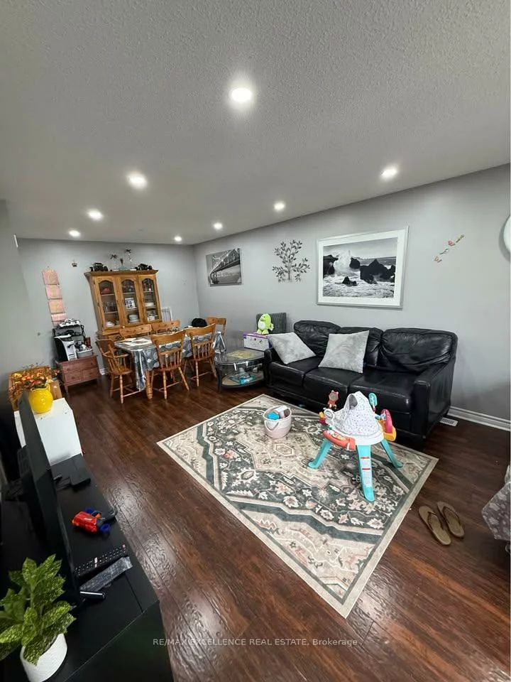 113, Weybridge, Madoc, Brampton