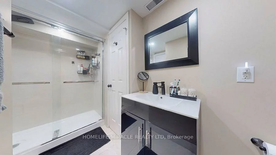 118, Wexford, Heart Lake West, Brampton