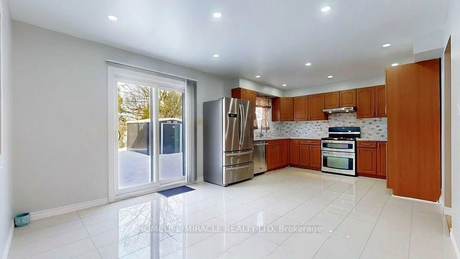 118, Wexford, Heart Lake West, Brampton