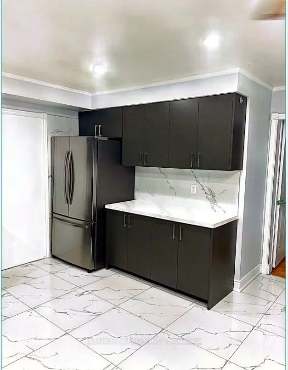 308, Centre, Brampton North, Brampton