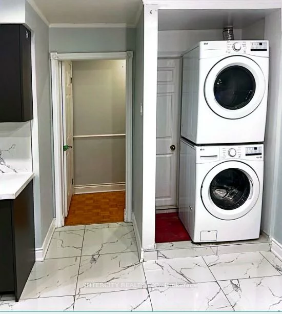 308, Centre, Brampton North, Brampton