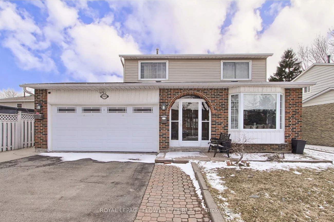 243, Centre, Brampton North, Brampton