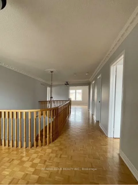 25, Giza, Sandringham-Wellington, Brampton