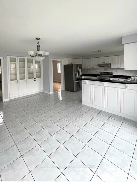 25, Giza, Sandringham-Wellington, Brampton