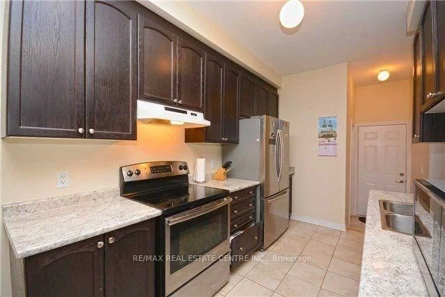 64, Yardley, Credit Valley, Brampton