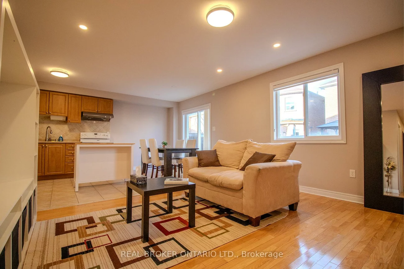 2, Sir Jacobs, Fletcher's Meadow, Brampton