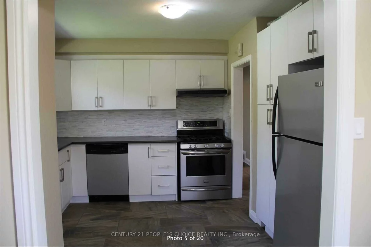 39, Meadowland, Brampton East, Brampton