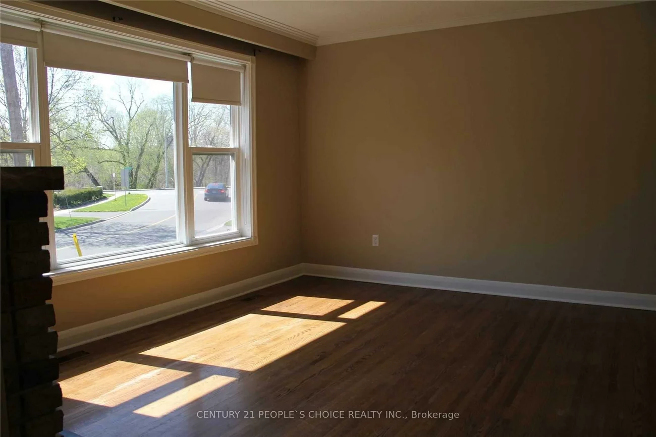 39, Meadowland, Brampton East, Brampton