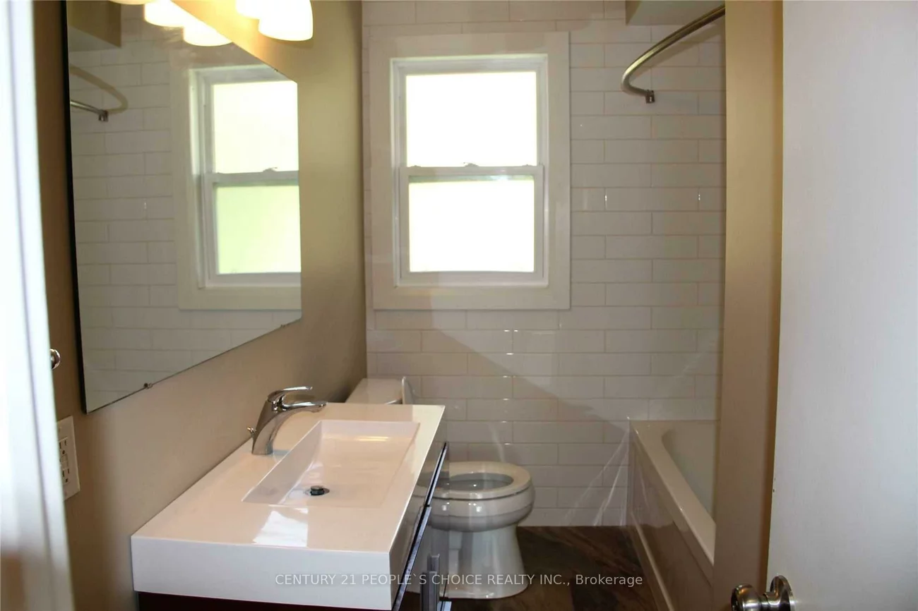 39, Meadowland, Brampton East, Brampton