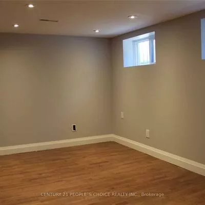 39, Meadowland, Brampton East, Brampton