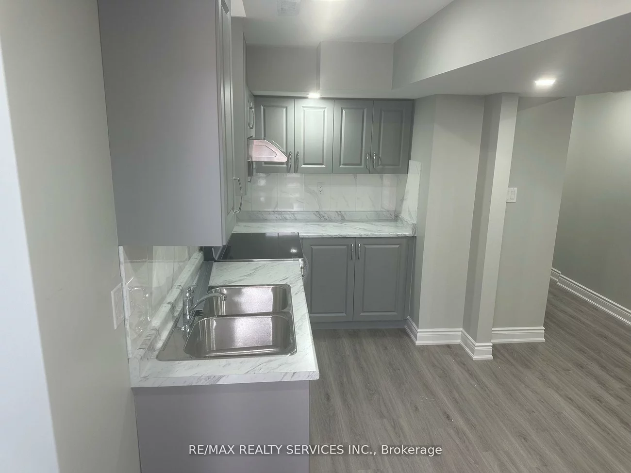 32, Silo, Fletcher's Creek Village, Brampton