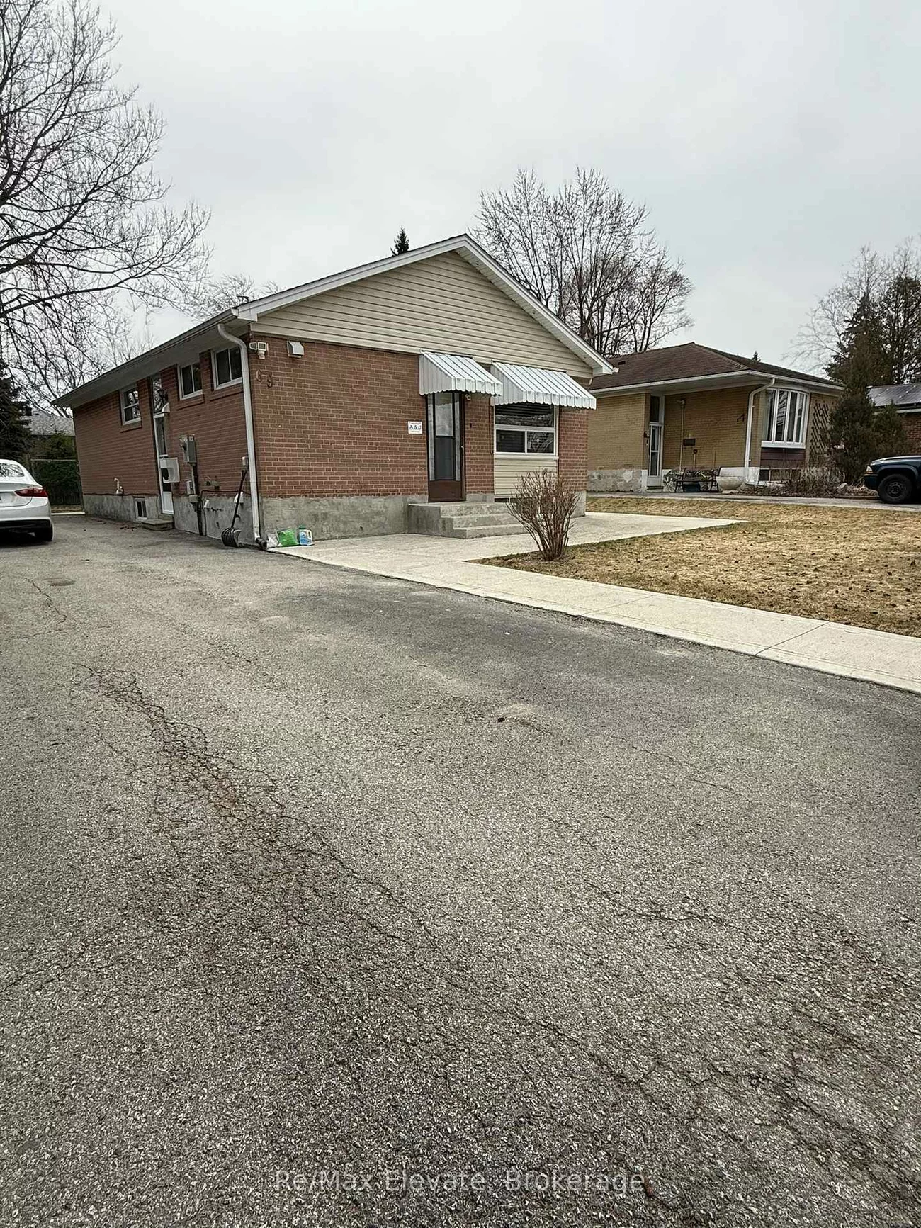 69, Epsom Downs, Southgate, Brampton