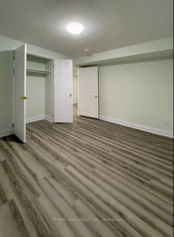 25, Giza, Sandringham-Wellington, Brampton