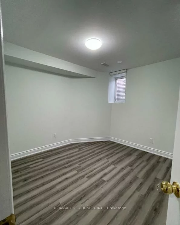 25, Giza, Sandringham-Wellington, Brampton