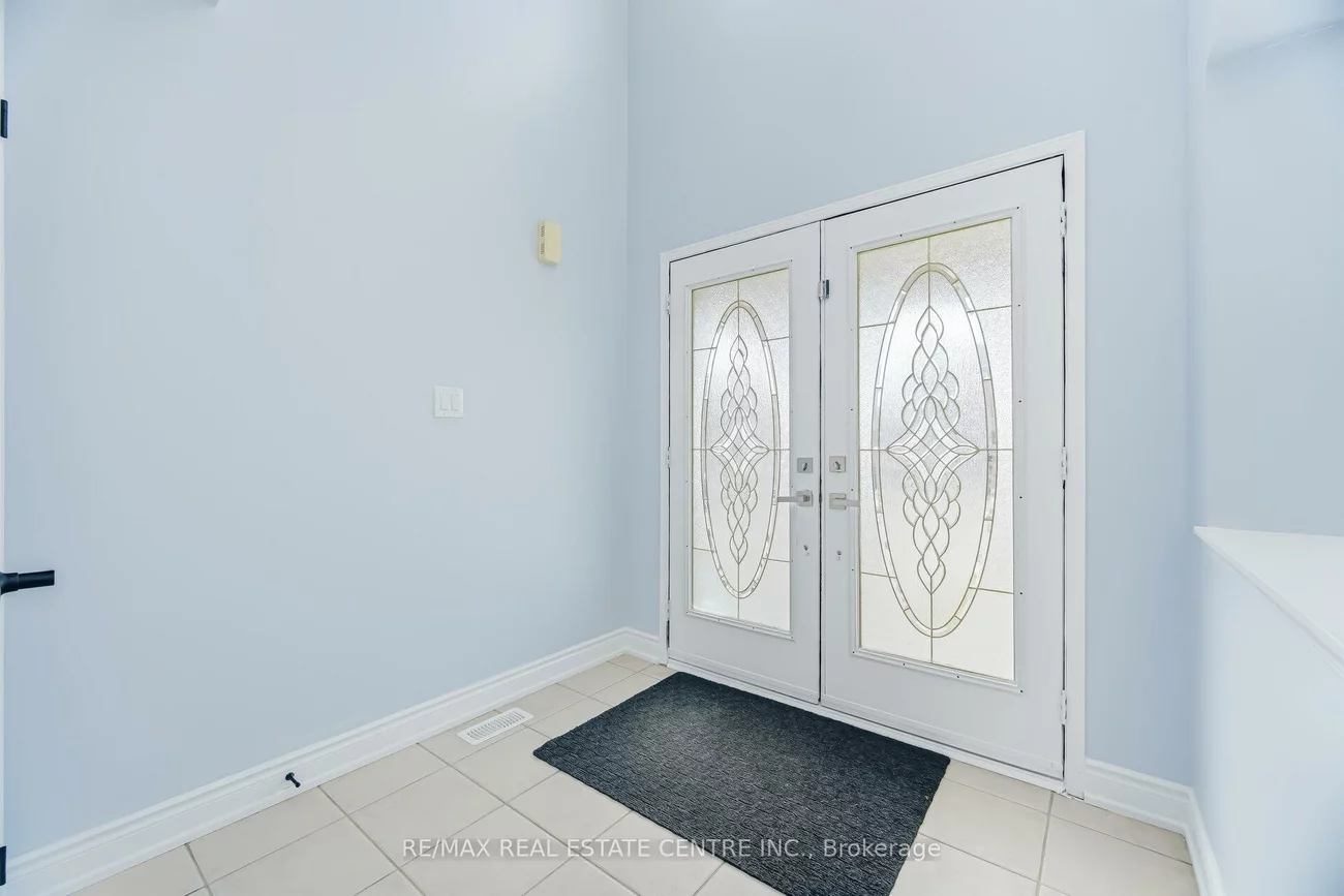 15, Heatherdale, Fletcher's Meadow, Brampton