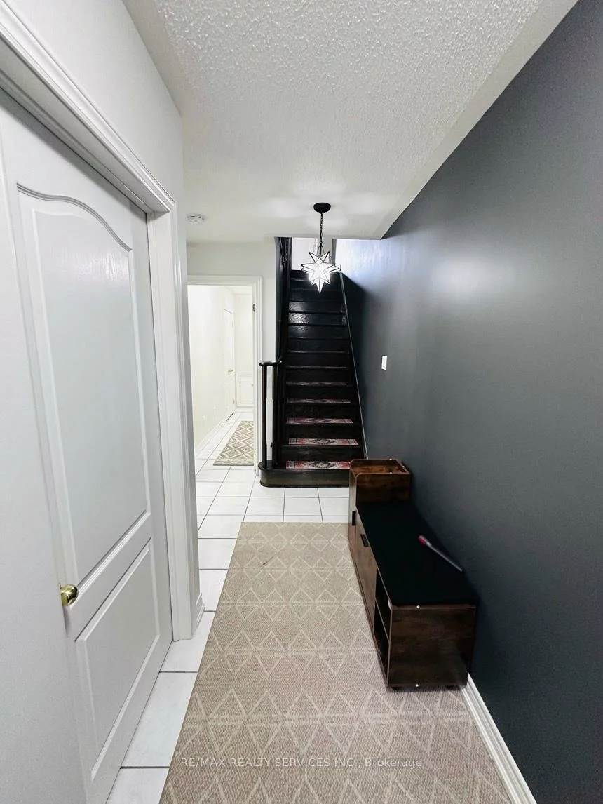 29, Peach, Sandringham-Wellington, Brampton