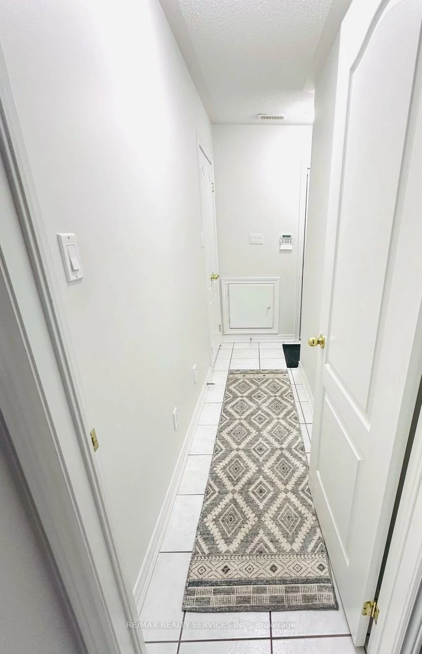 29, Peach, Sandringham-Wellington, Brampton