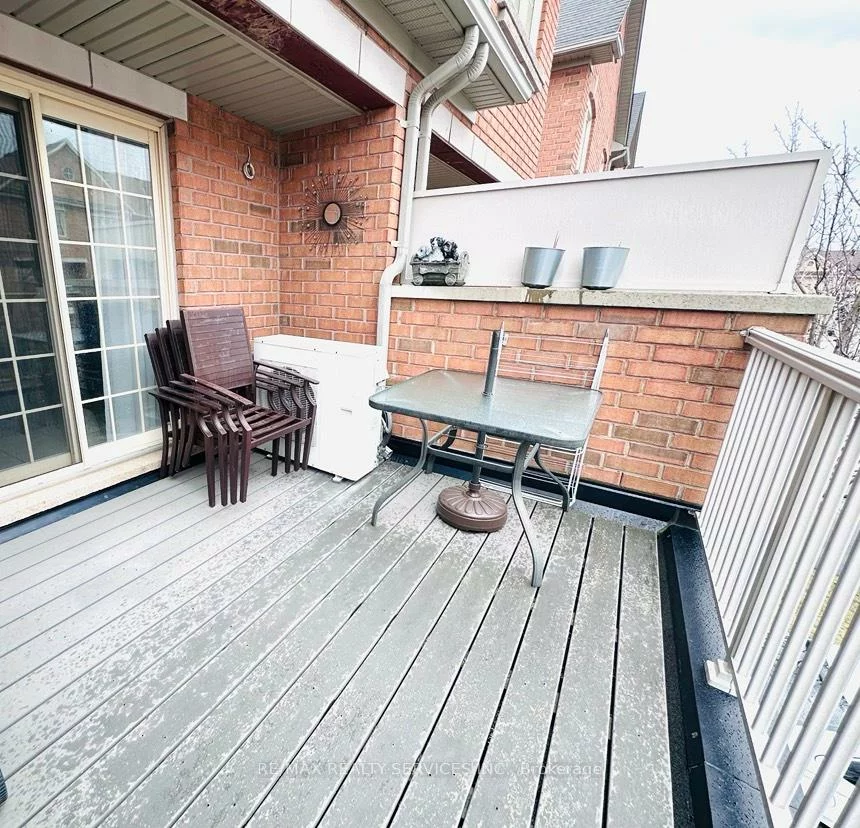 29, Peach, Sandringham-Wellington, Brampton