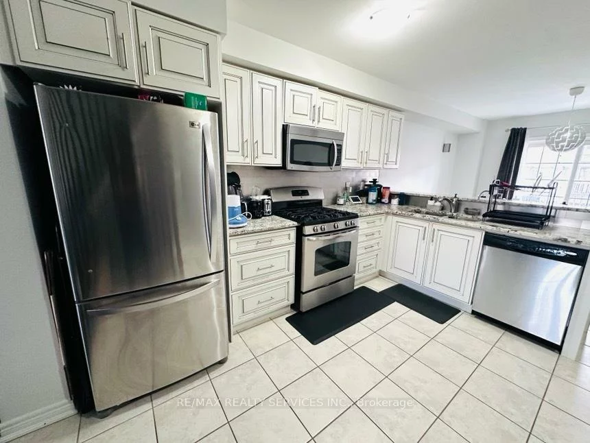 29, Peach, Sandringham-Wellington, Brampton