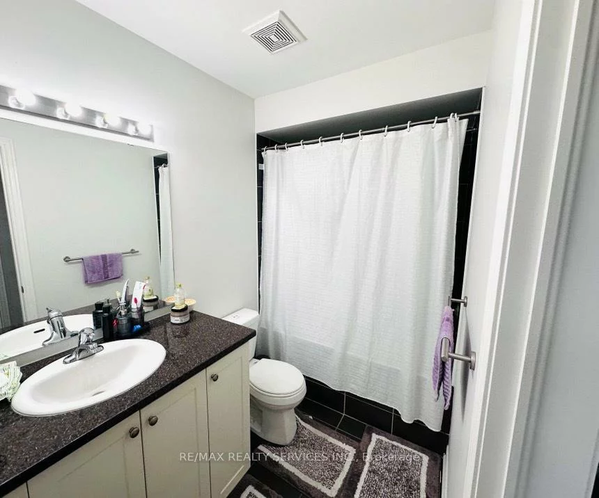 29, Peach, Sandringham-Wellington, Brampton