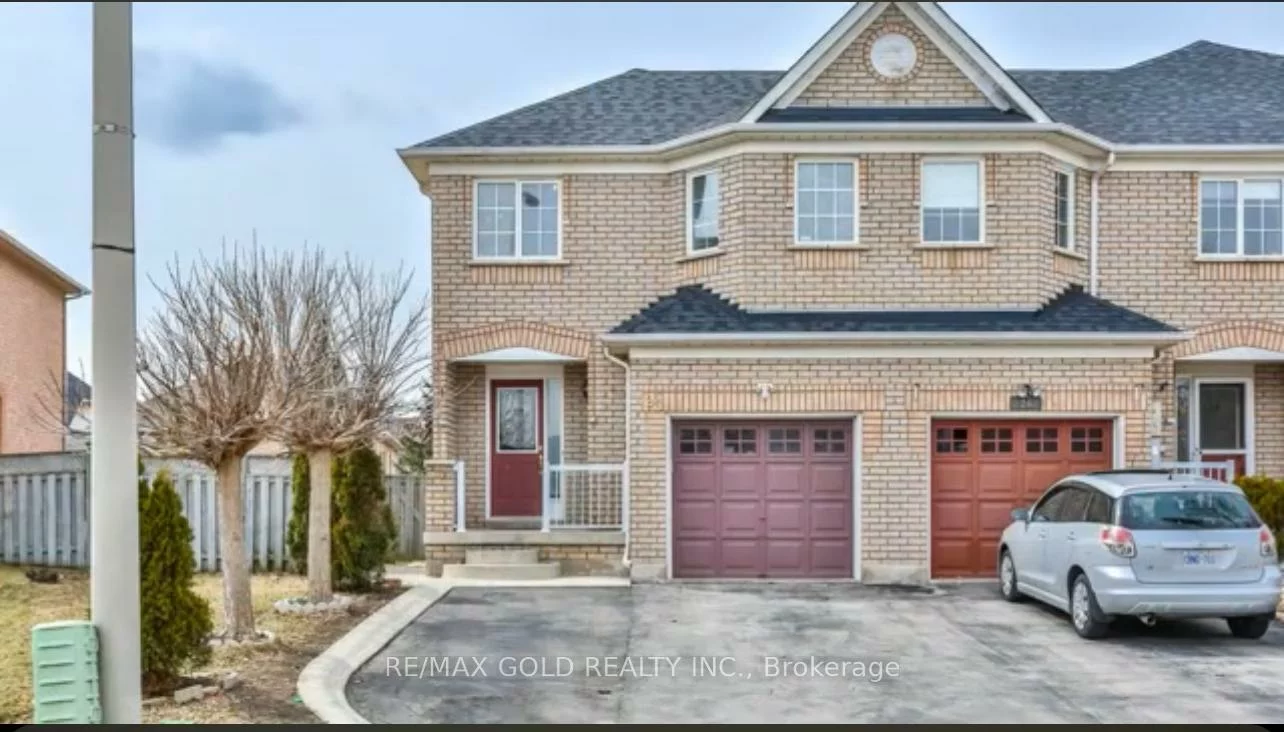 26, Twin Pines, Brampton North, Brampton