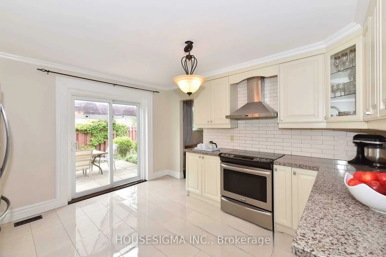 1, Ascot, Avondale, Brampton