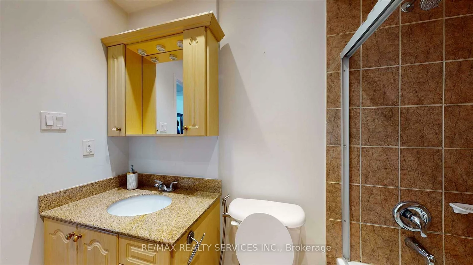 44, Elmstead, Fletcher's Creek South, Brampton