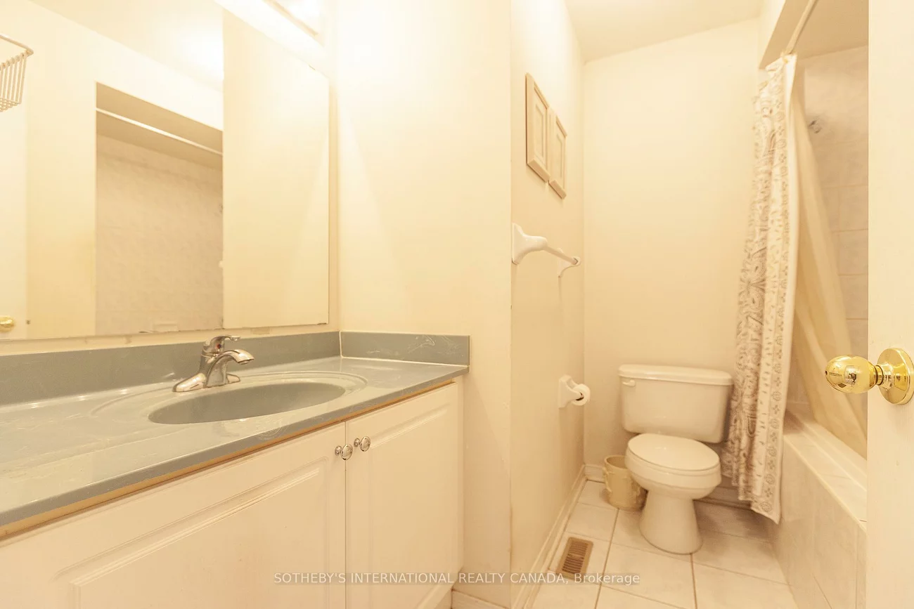 75, Rockgarden, Sandringham-Wellington, Brampton