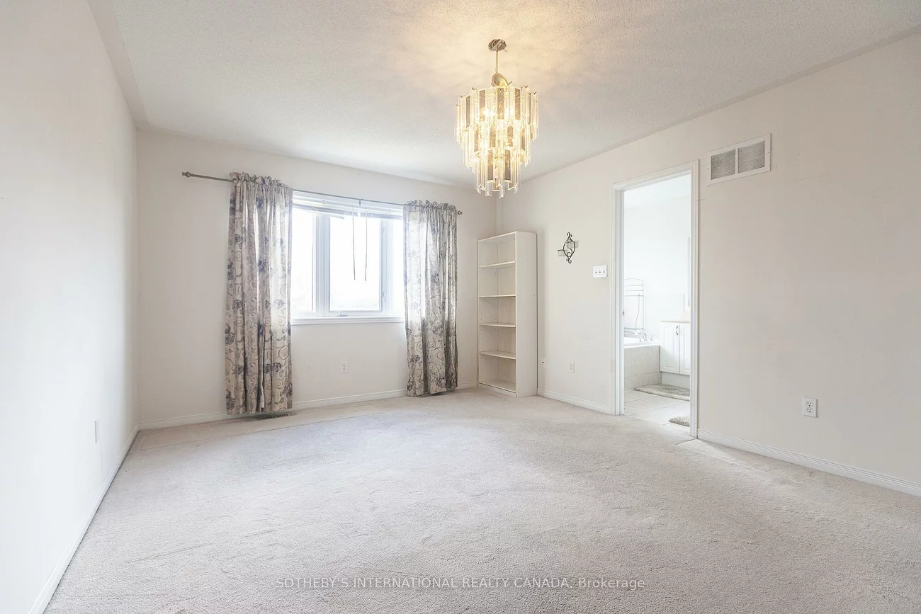 75, Rockgarden, Sandringham-Wellington, Brampton