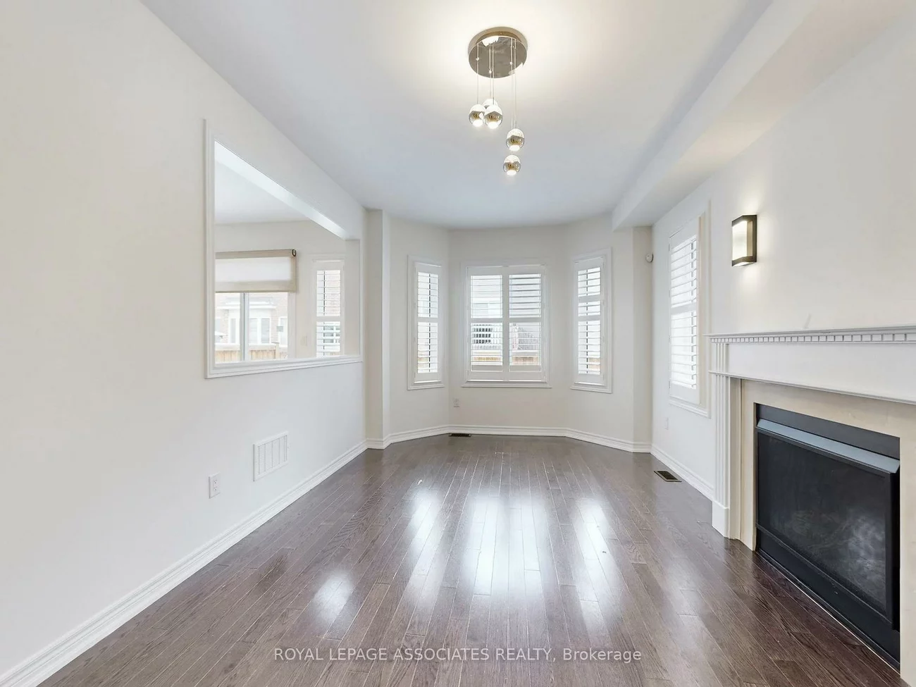 10, Lloyd, Northwest Brampton, Brampton