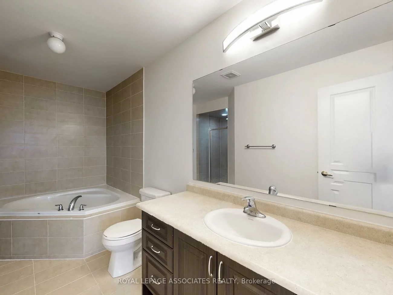 10, Lloyd, Northwest Brampton, Brampton