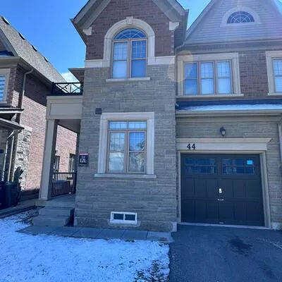 44, Dolobram, Northwest Brampton, Brampton