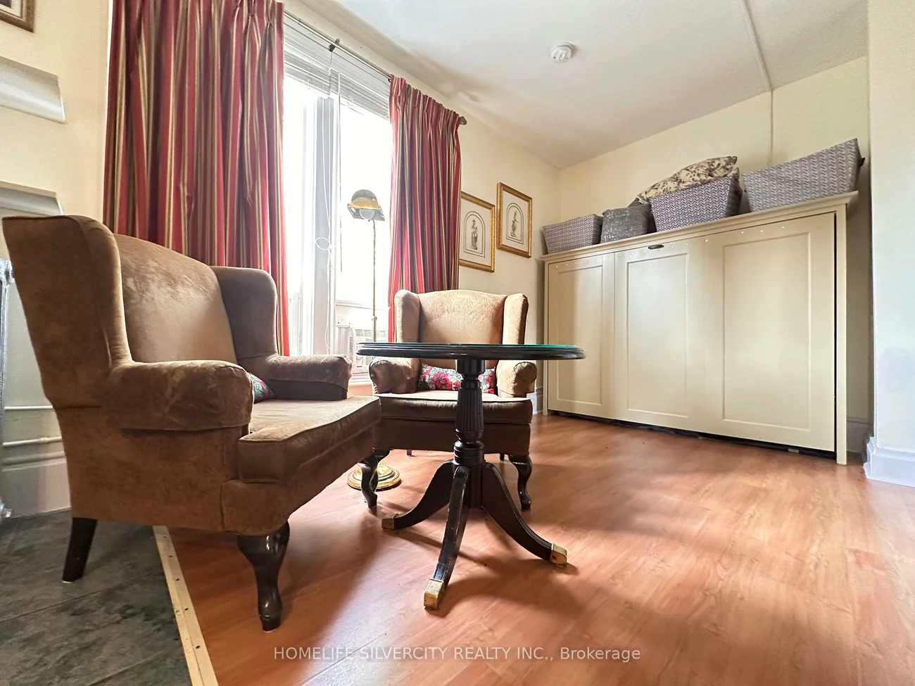 50, Nelson, Downtown Brampton, Brampton