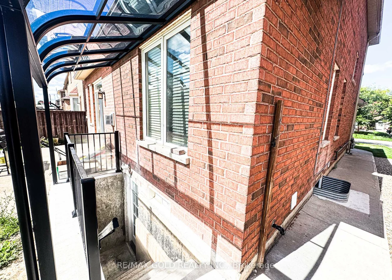 9, Hybrid, Northwest Sandalwood Parkway, Brampton