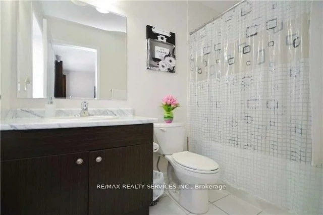 49, Mercedes, Northwest Brampton, Brampton