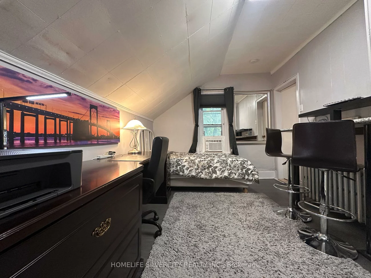 50, Nelson, Downtown Brampton, Brampton