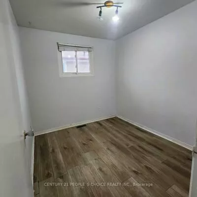 17, Seaborn, Madoc, Brampton