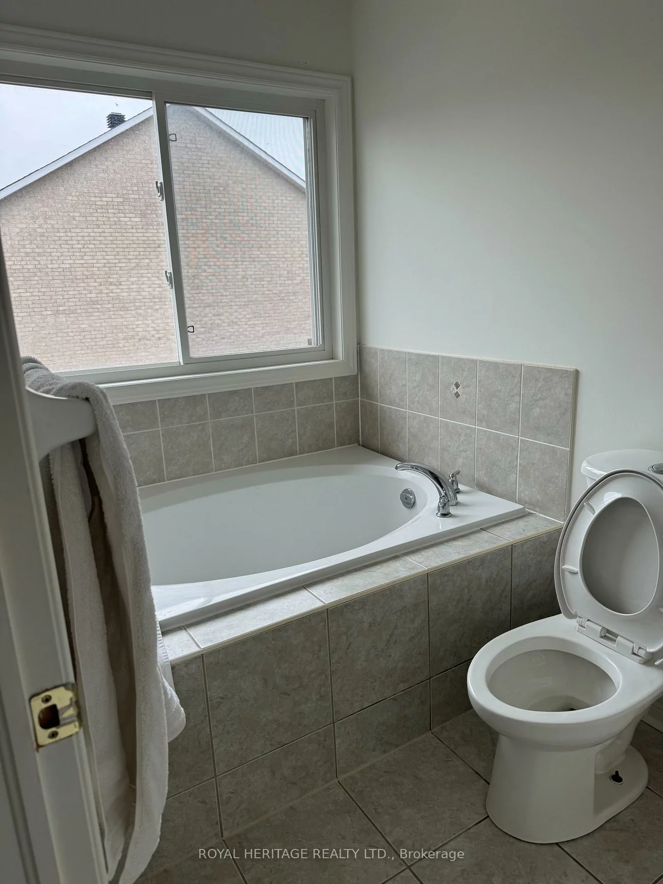 49, Everingham, Sandringham-Wellington, Brampton