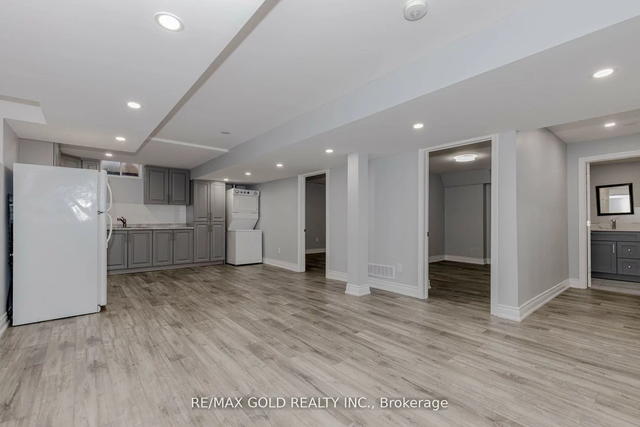 71, Pertosa, Fletcher's Meadow, Brampton