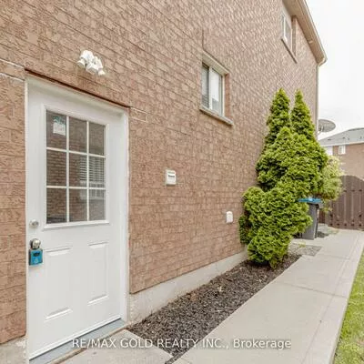 71, Pertosa, Fletcher's Meadow, Brampton