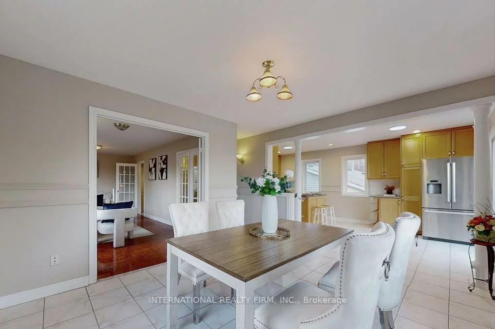 6, English, Brampton West, Brampton