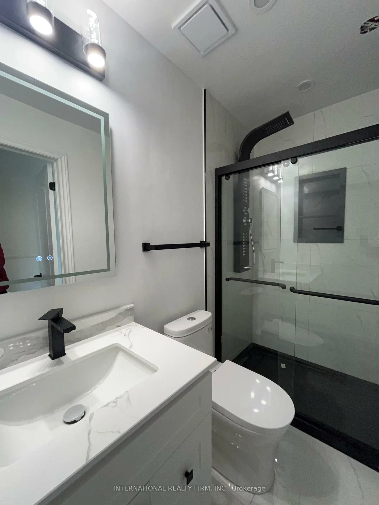 6, English, Brampton West, Brampton