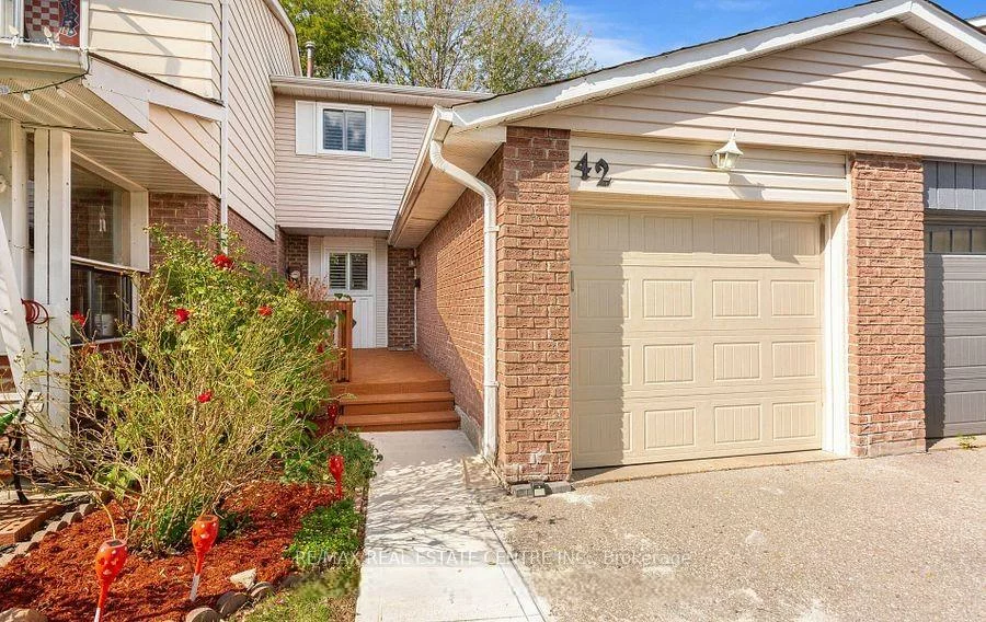 42, Gilmore, Madoc, Brampton
