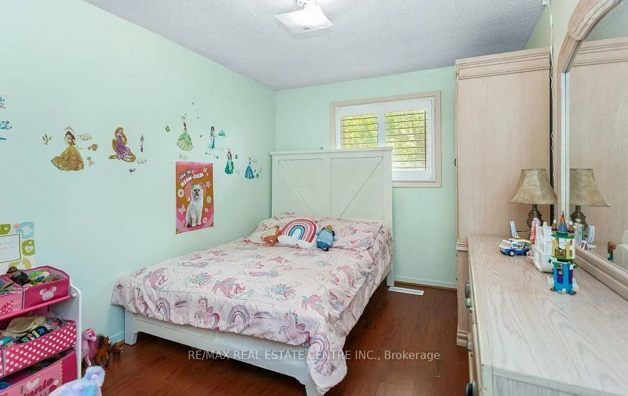 42, Gilmore, Madoc, Brampton