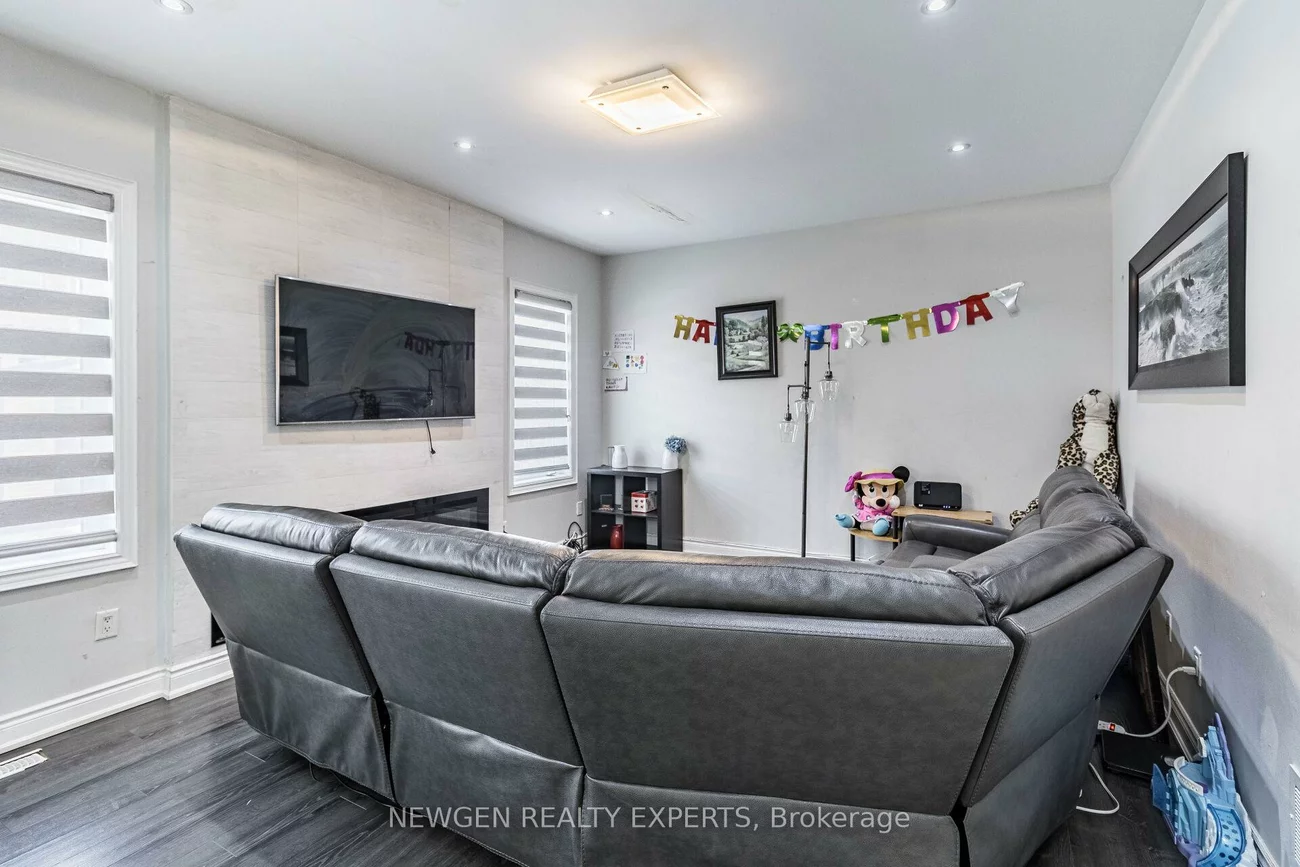 30, Rampart, Vales of Castlemore North, Brampton