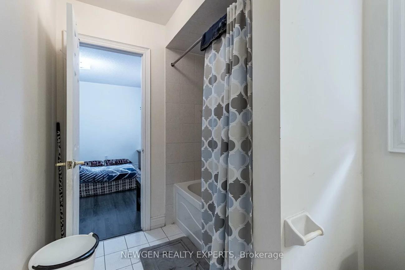 30, Rampart, Vales of Castlemore North, Brampton